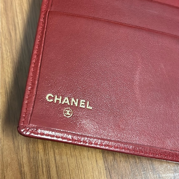 Authentic Chanel Calfskin Diamond Pattern Long Wallet - Picture 14 of 16